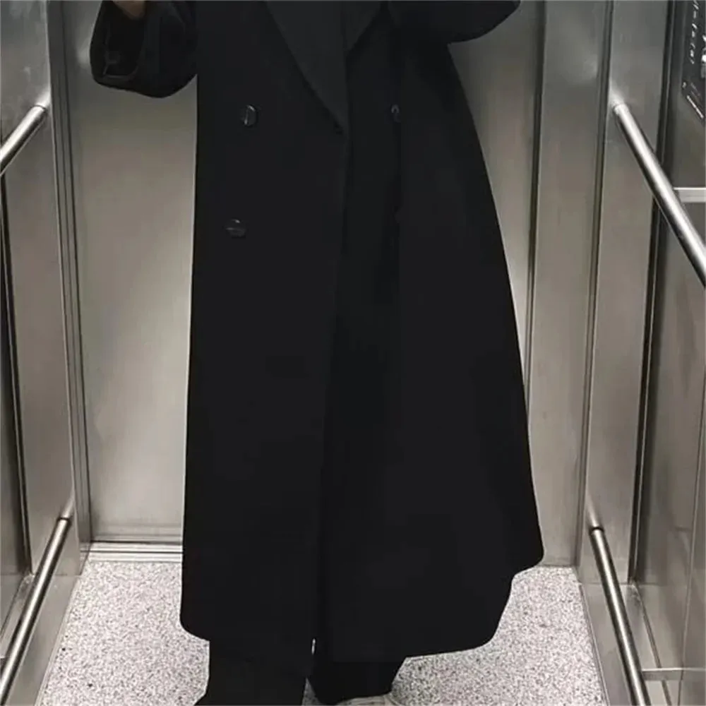 Claudia | Timeless Wool Coat